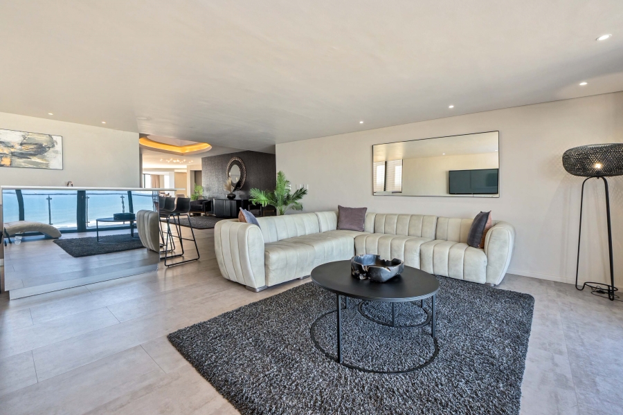 4 Bedroom Property for Sale in Bloubergstrand Western Cape